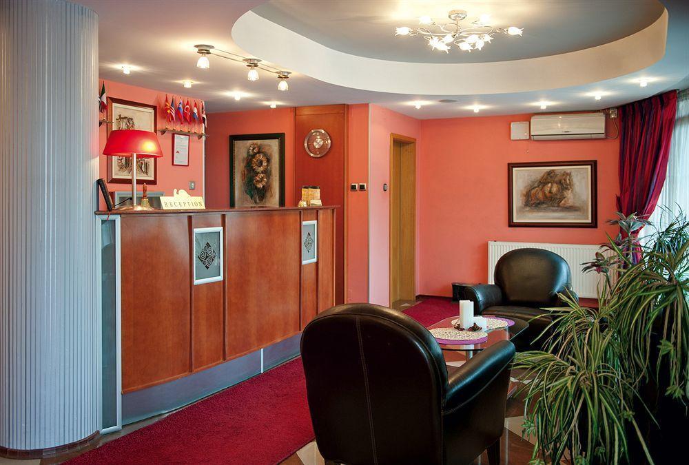 Leonardo Hotel Skopje Ngoại thất bức ảnh
