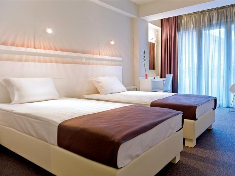 Leonardo Hotel Skopje Ngoại thất bức ảnh