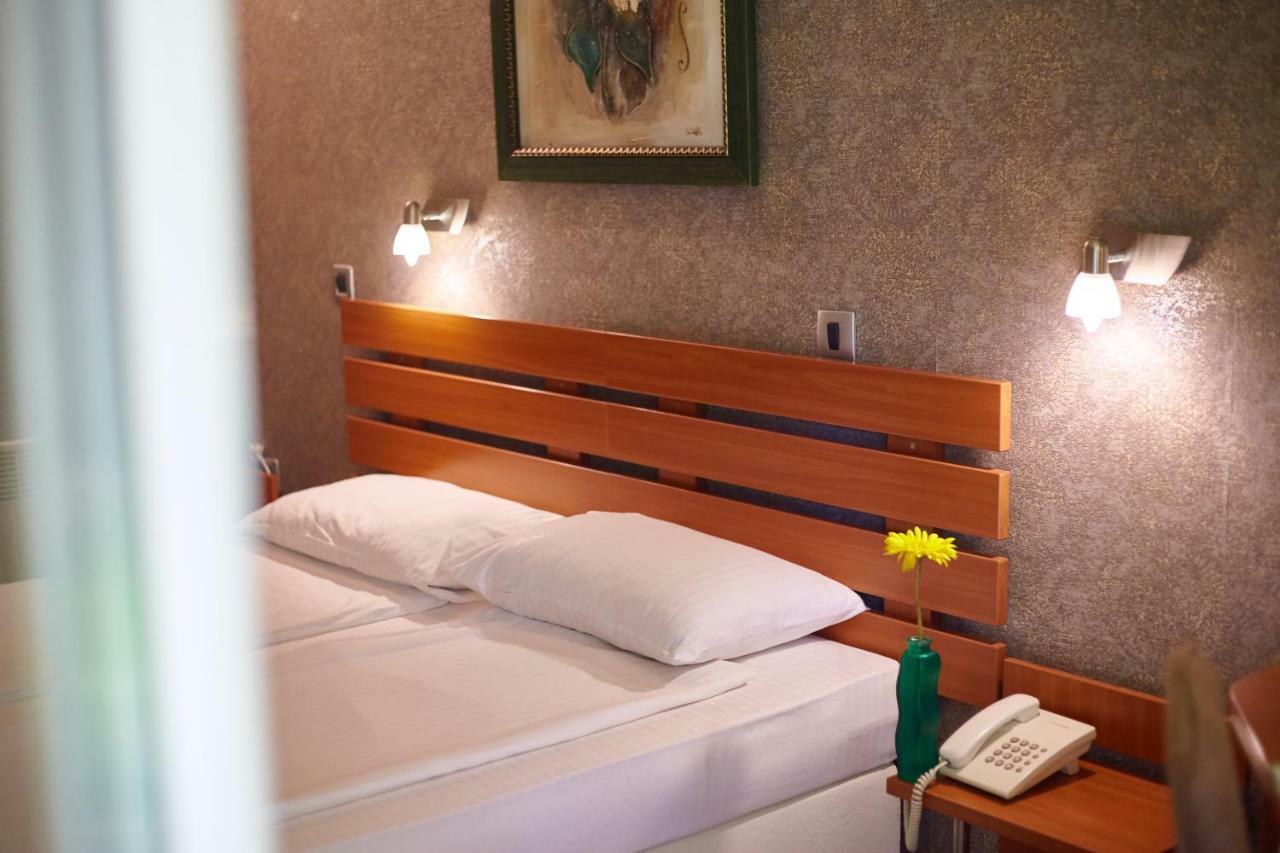 Leonardo Hotel Skopje Ngoại thất bức ảnh