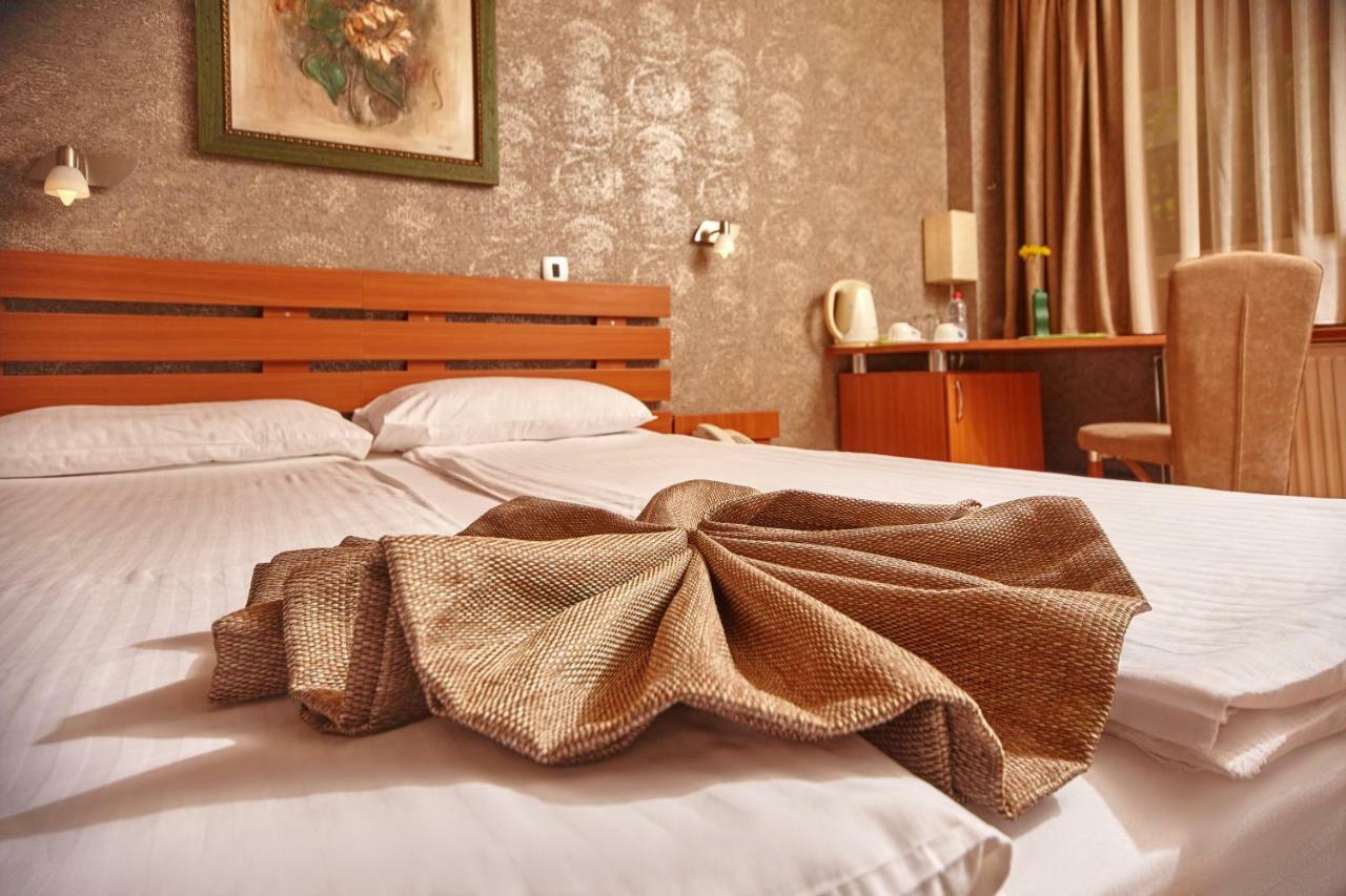 Leonardo Hotel Skopje Ngoại thất bức ảnh